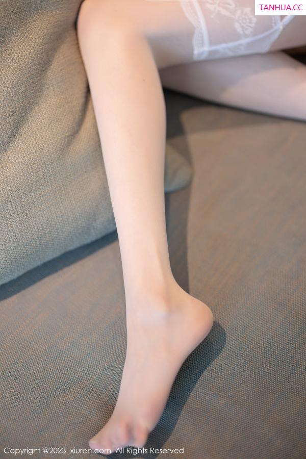 梦心玥  [XiuRen]高清写真图 2023.04.13 No.6572 梦心玥 美腿丝袜第15张图片